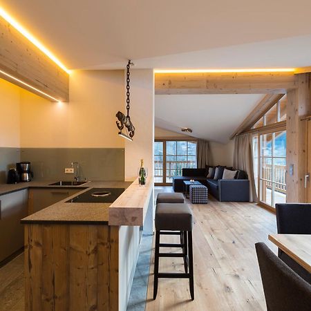 Alpen Chalet Dorfwies Kirchberg in Tirol Rom bilde