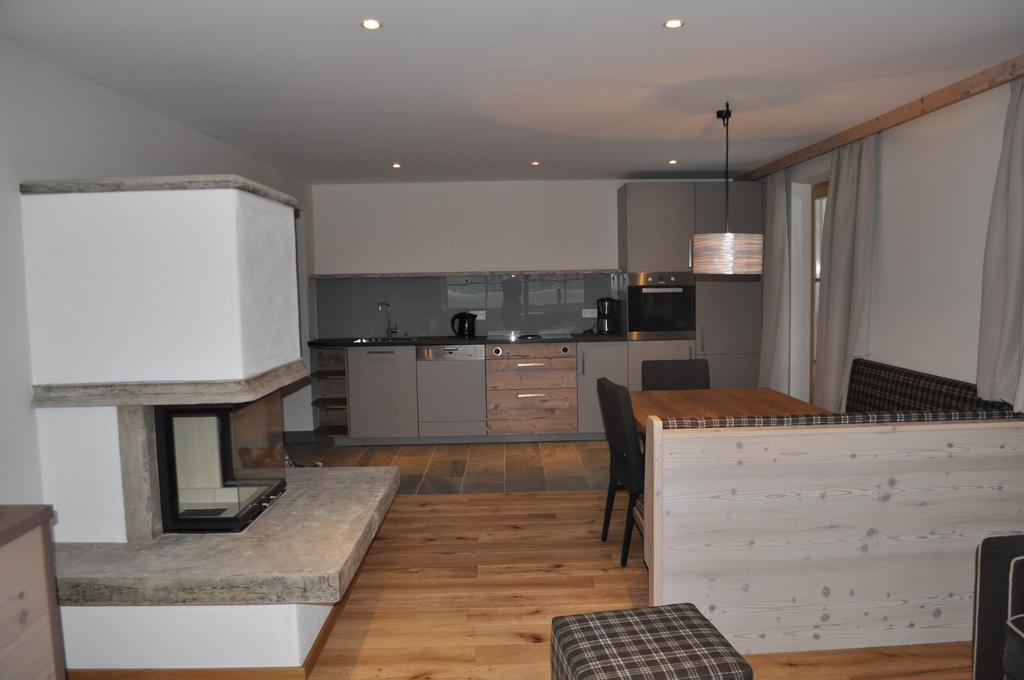 Alpen Chalet Dorfwies Kirchberg in Tirol Rom bilde